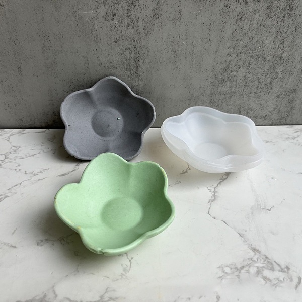 PandaHall DIY Flower Dish Tray Silicone Molds, Resin Casting Molds, for UV Resin, Epoxy Resin Craft Making, White, 79x89x31mm Silicone...